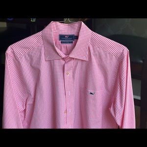Button up vineyard vines shirt